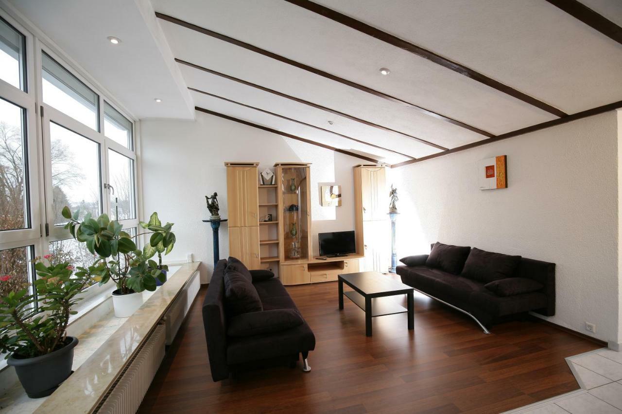 Hotel am Baronenwald Göppingen Buitenkant foto