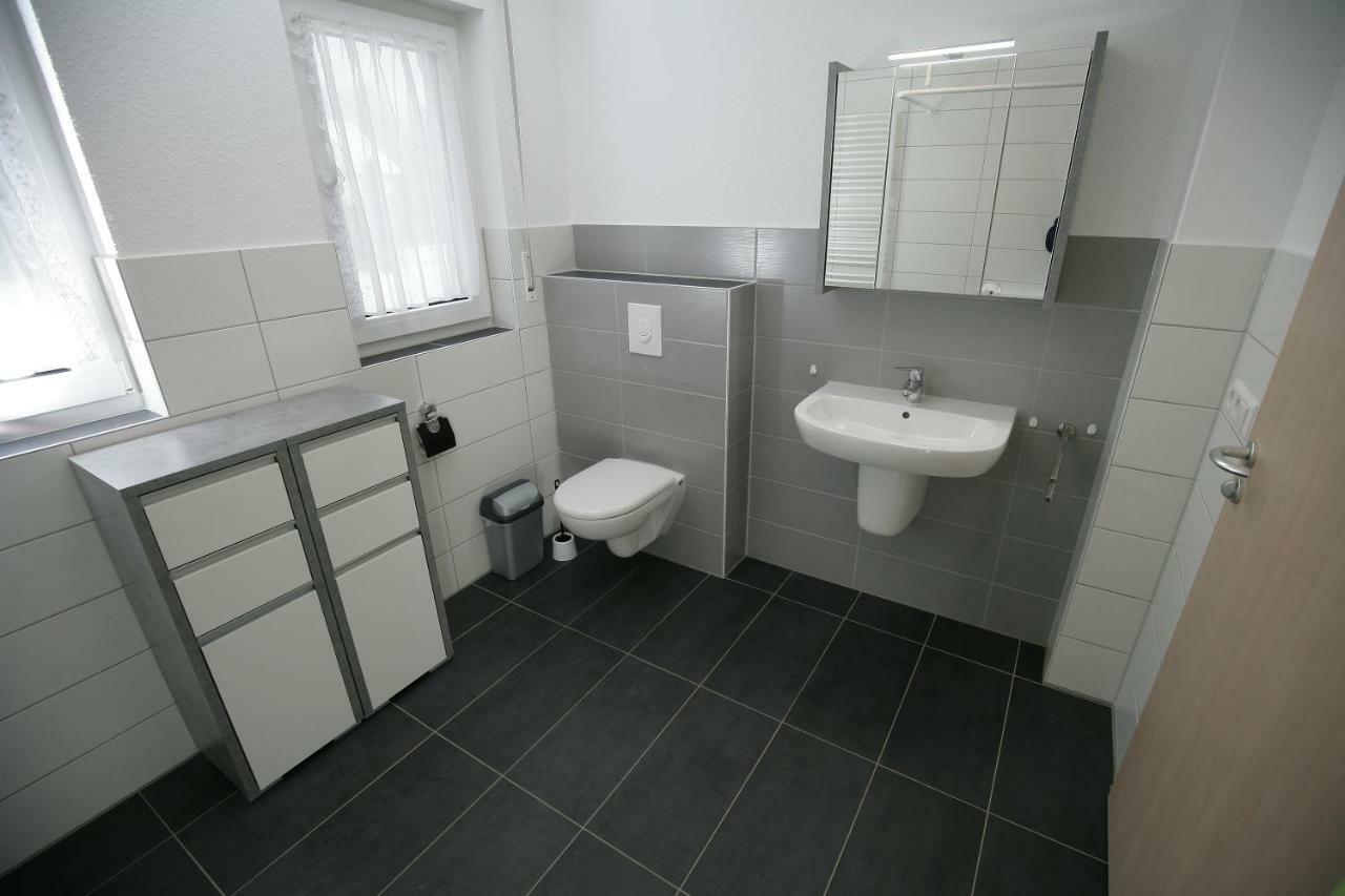 Hotel am Baronenwald Göppingen Buitenkant foto
